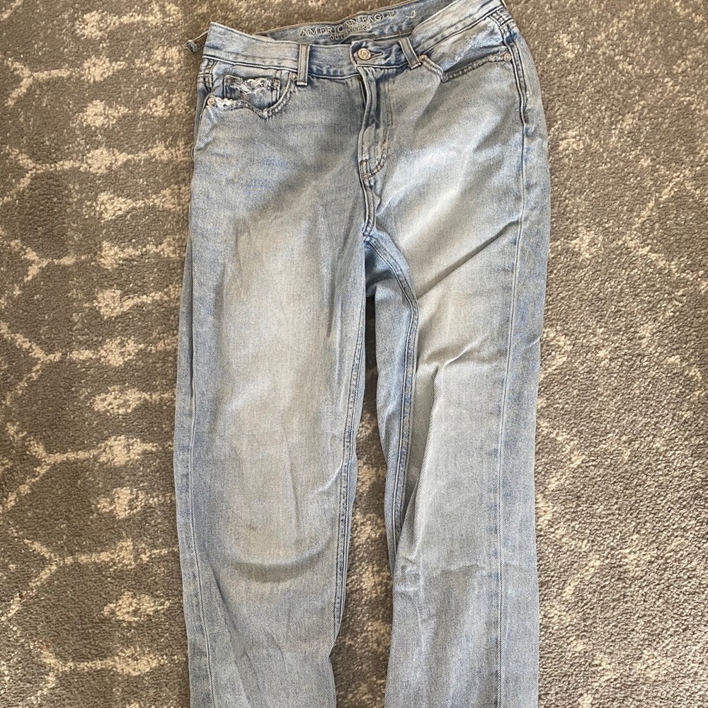 American eagle mom jeans